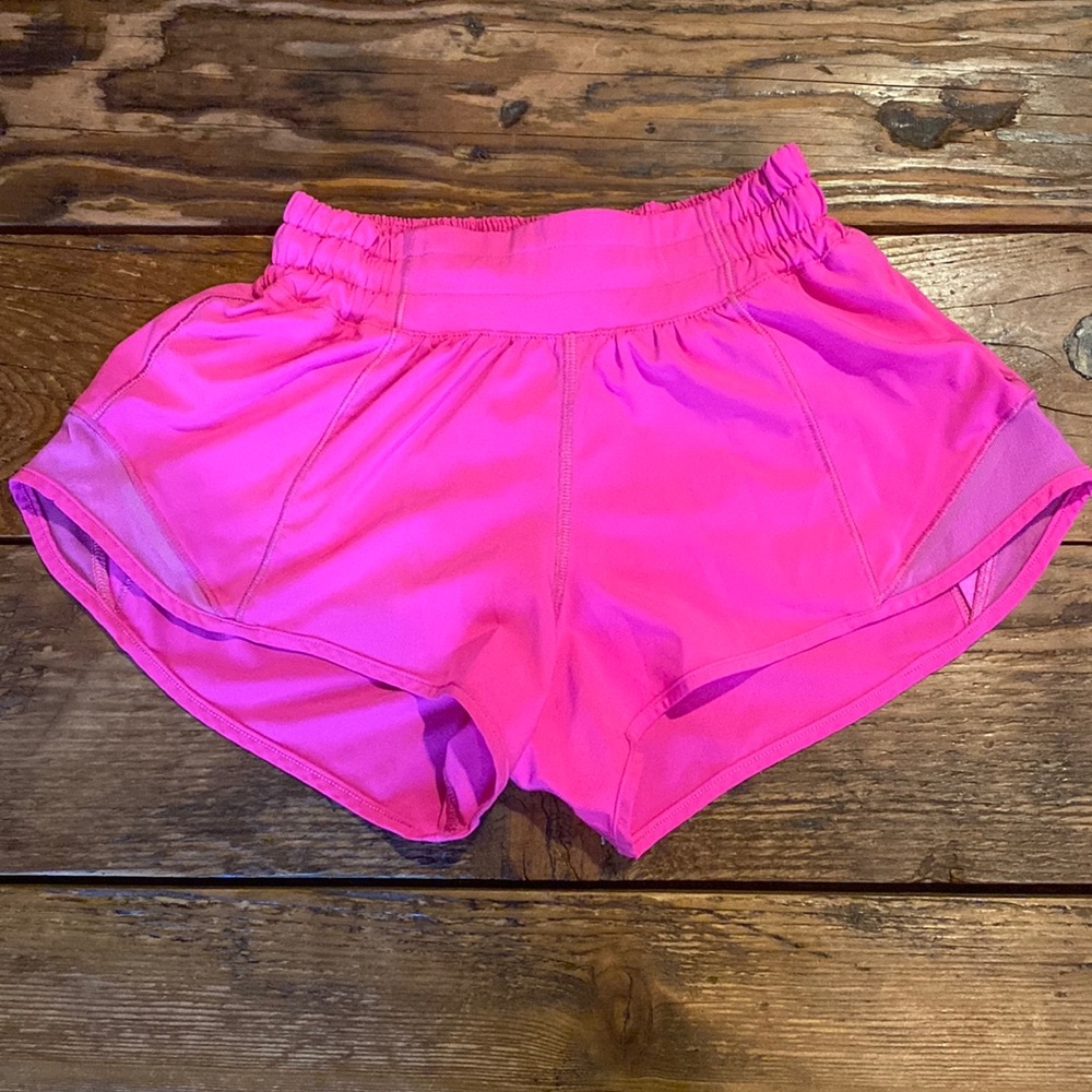 Lululemon pow pink hotty hot shorts